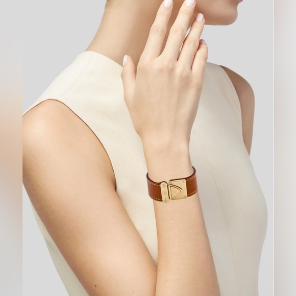 Louis Vuitton Leather Koala Nomade LV Cuff Bracelet - Picture 2 of 14